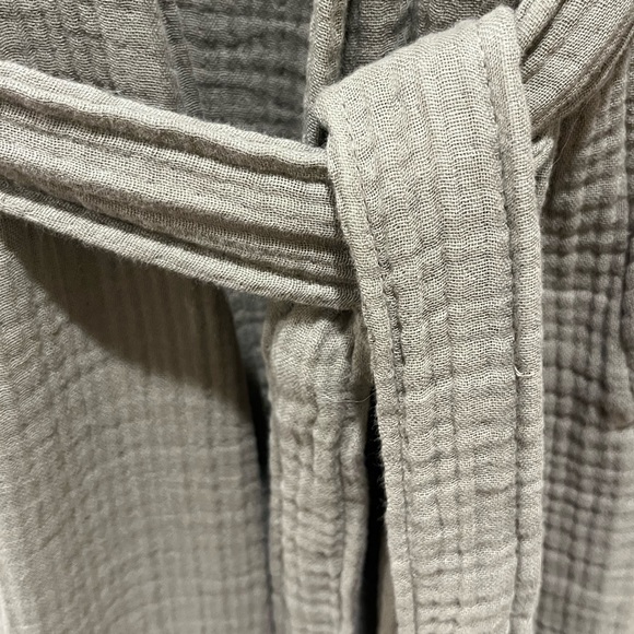 FIRM $ NWOT Parachute Cloud Cotton Gauze Robe Moss - Picture 2 of 8